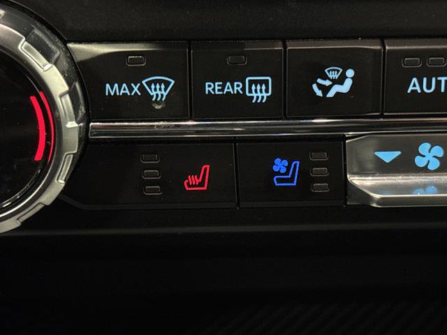 Used 2023 Ford F150 Limited image 8