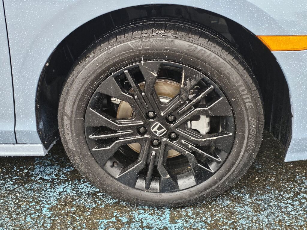 Used 2025 Honda Odyssey Sport-L image 9