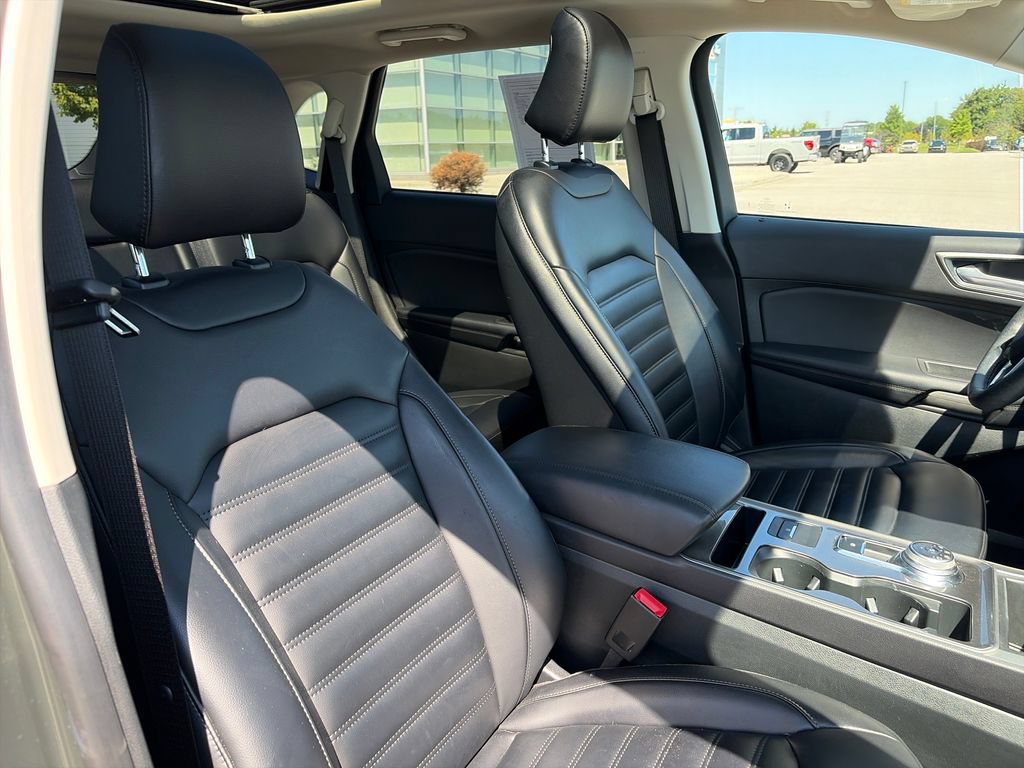 Used 2024 Ford Edge SEL w/ Convenience Package AWD/4WD image 12