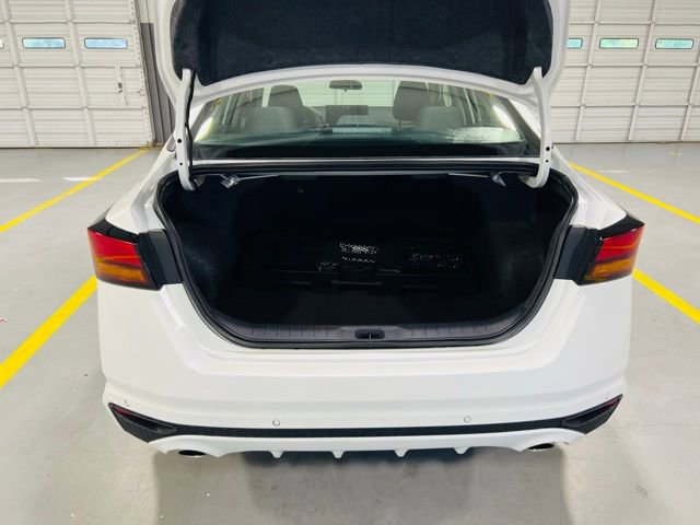 New 2025 Nissan Altima 2.5 SV w/ SV Special Edition Package image 10