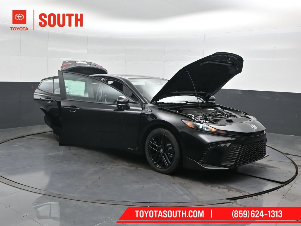 Used 2026 Toyota Camry SE FWD image 60