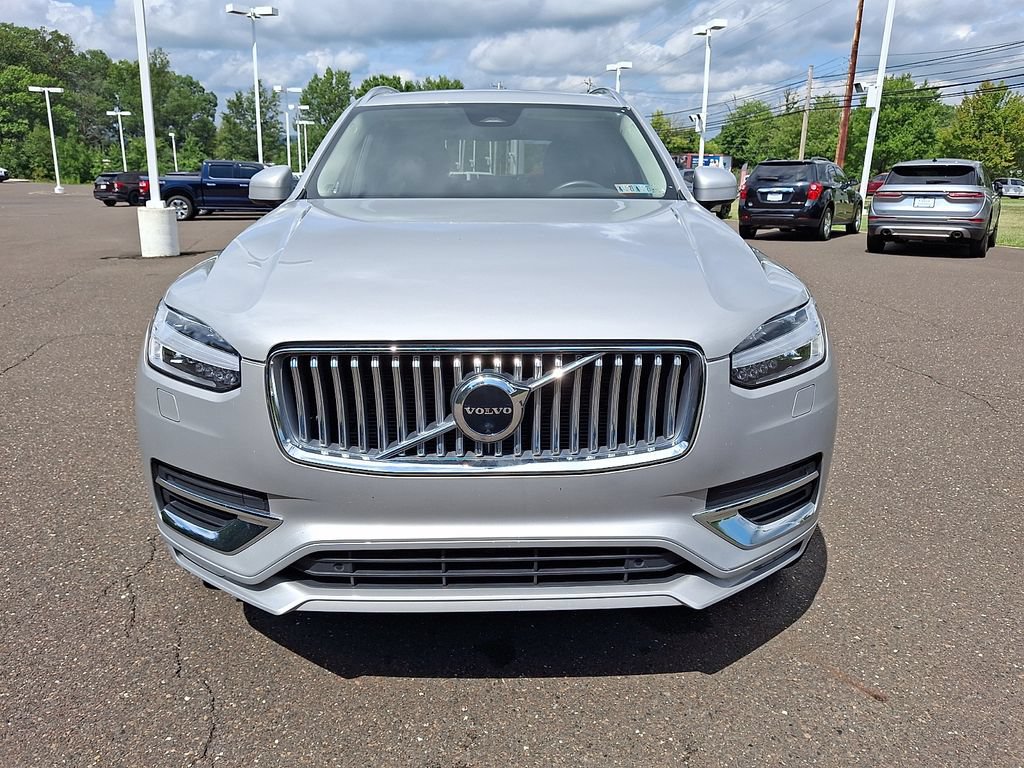 Used 2023 Volvo XC90 B5 Plus AWD/4WD image 5