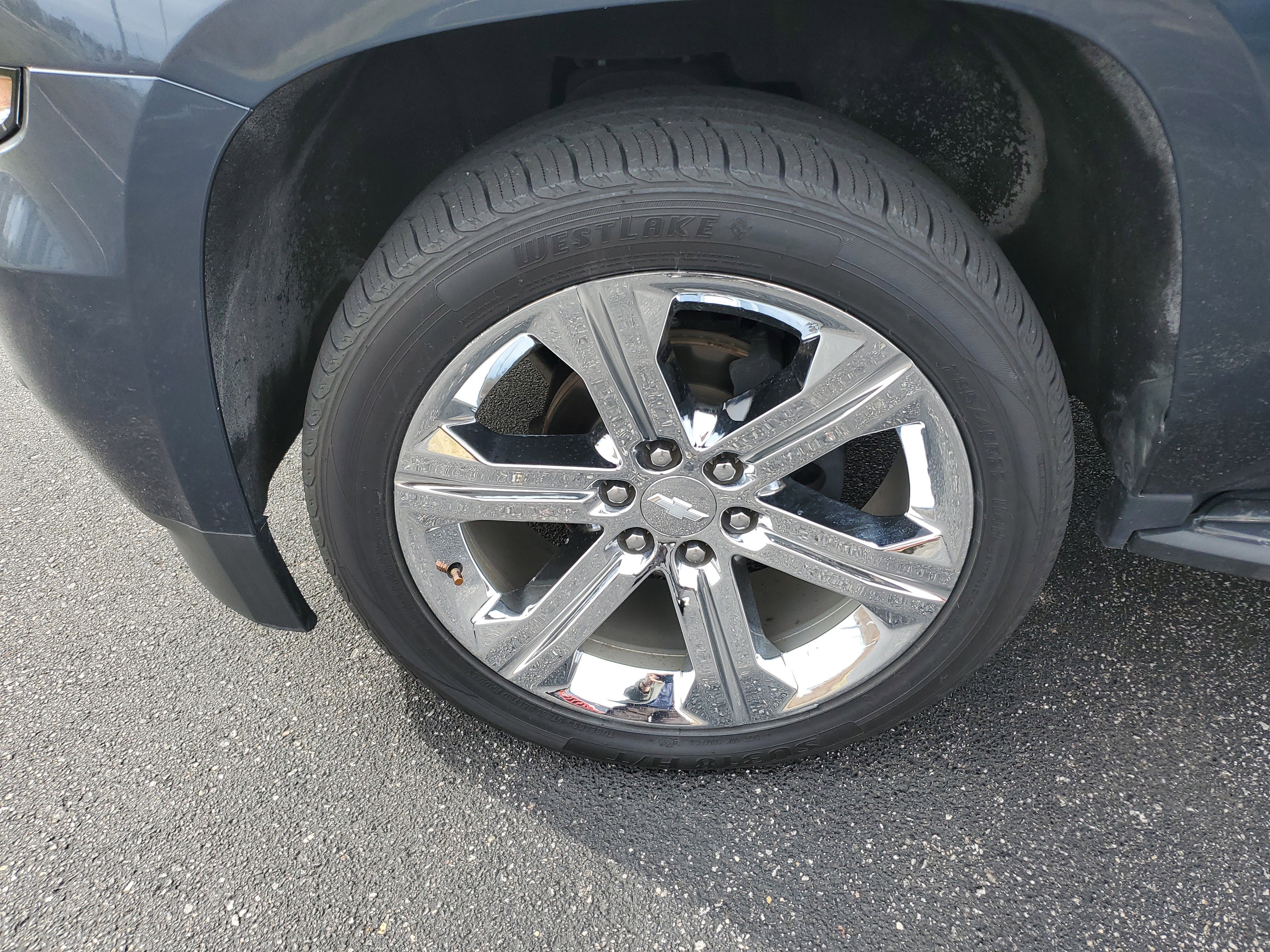 Used 2019 Chevrolet Tahoe LT w/ Luxury Package image 10