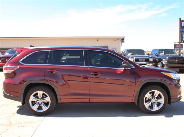 Used 2015 Toyota Highlander Limited AWD/4WD image 6