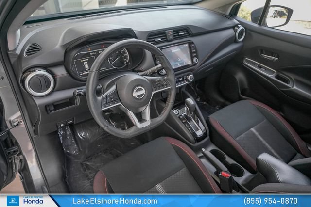 Used 2024 Nissan Versa SR FWD image 18