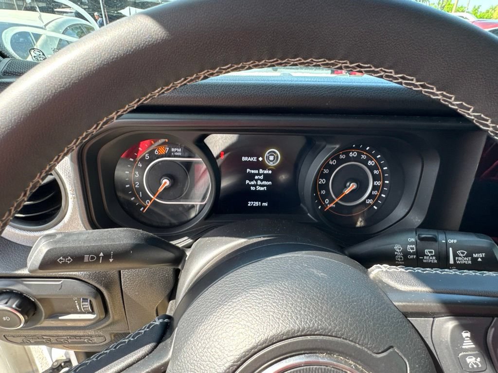 Used 2025 Jeep Wrangler Unlimited Sport AWD/4WD image 41