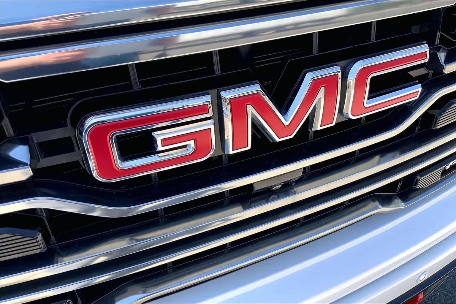 Used 2022 GMC Sierra 1500 AT4 w/ AT4 Premium Package AWD/4WD image 32