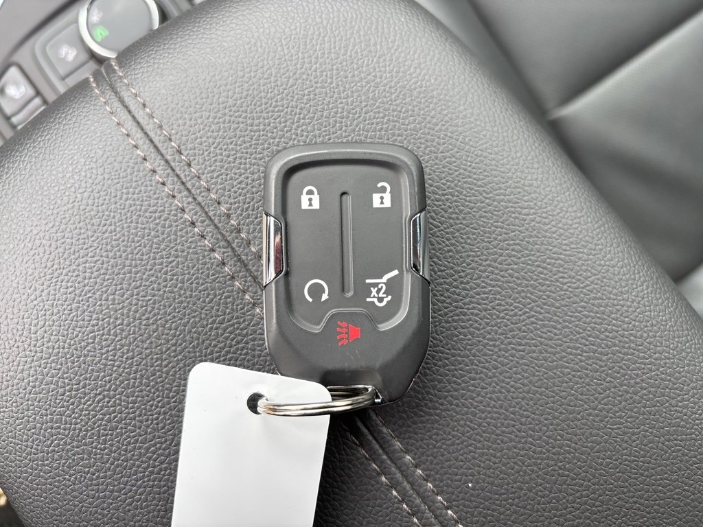 Used 2024 GMC Terrain SLT image 28