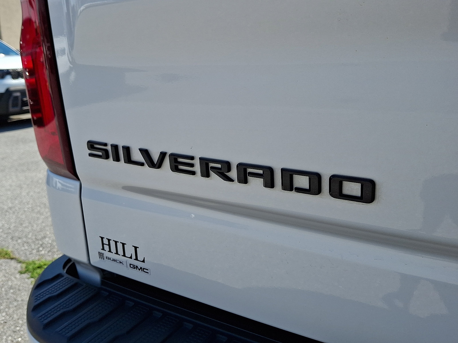 Used 2023 Chevrolet Silverado 1500 High Country w/ Technology Package AWD/4WD image 30