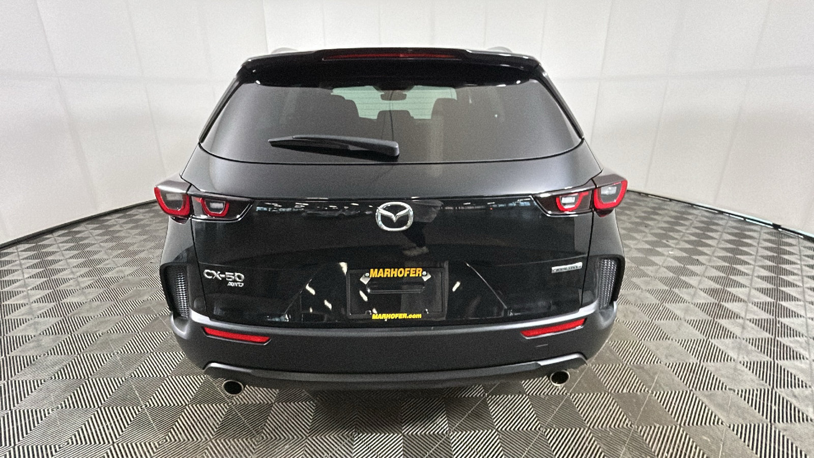 Used 2025 MAZDA CX-50 AWD 2.5 S w/ Preferred Package image 4
