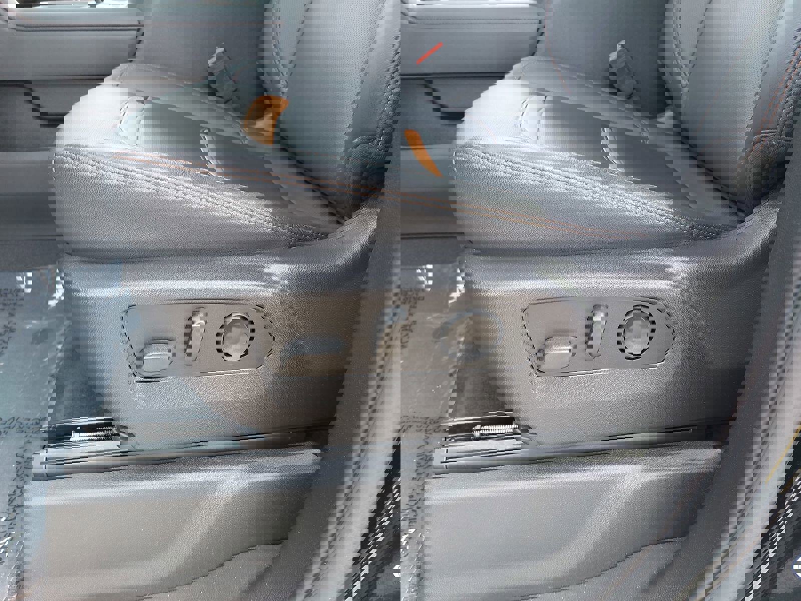 Used 2025 GMC Sierra 3500 AT4 w/ AT4 Premium Plus Package image 30