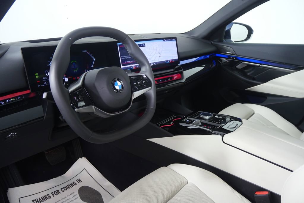 Certified 2025 BMW 540i xDrive AWD/4WD image 12