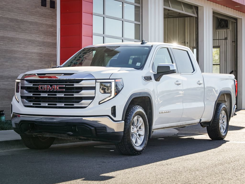 Used 2022 GMC Sierra 1500 SLE AWD/4WD image 8
