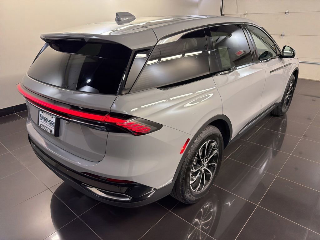 New 2026 Lincoln Nautilus Premier w/ Equipment Group 102A AWD/4WD image 6