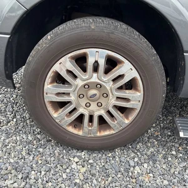 Used 2014 Ford Expedition EL Limited w/ Equipment Group 301A AWD/4WD image 17