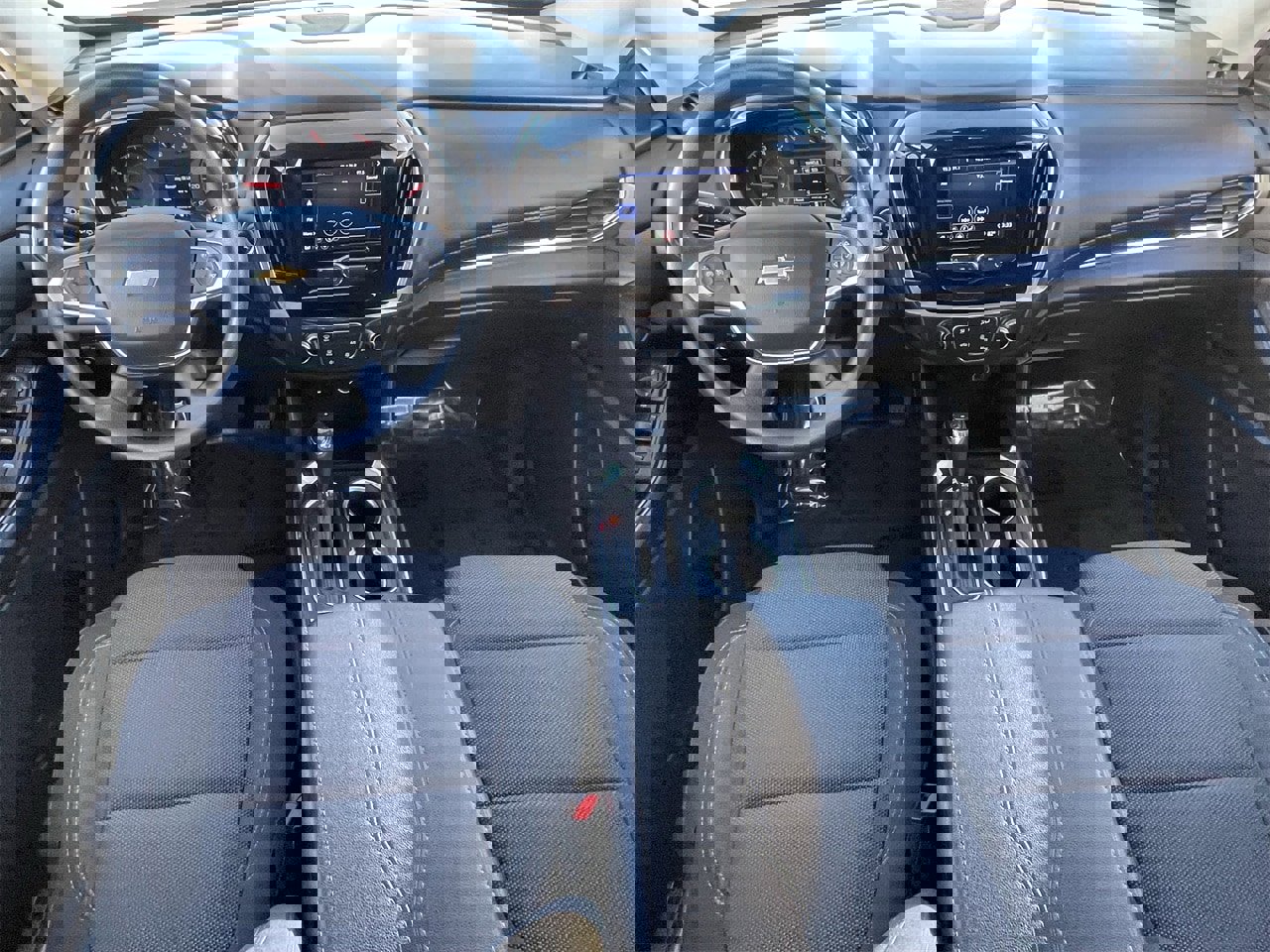 Used 2020 Chevrolet Traverse LS image 14