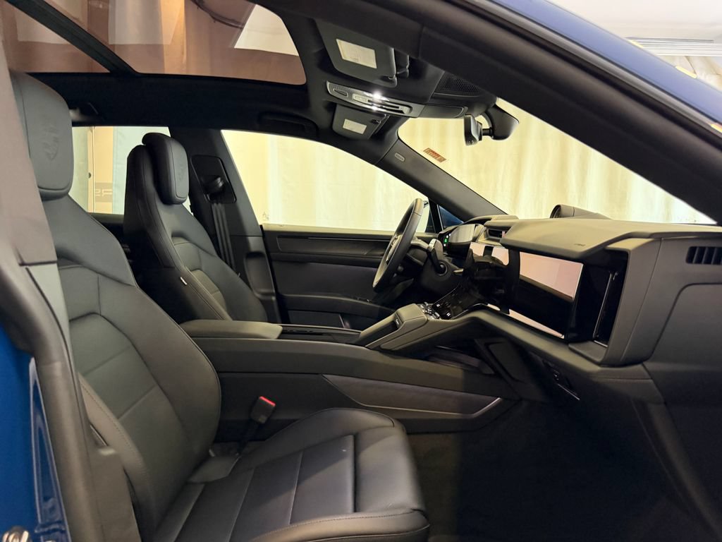 New 2026 Porsche Cayenne Electric AWD/4WD image 16