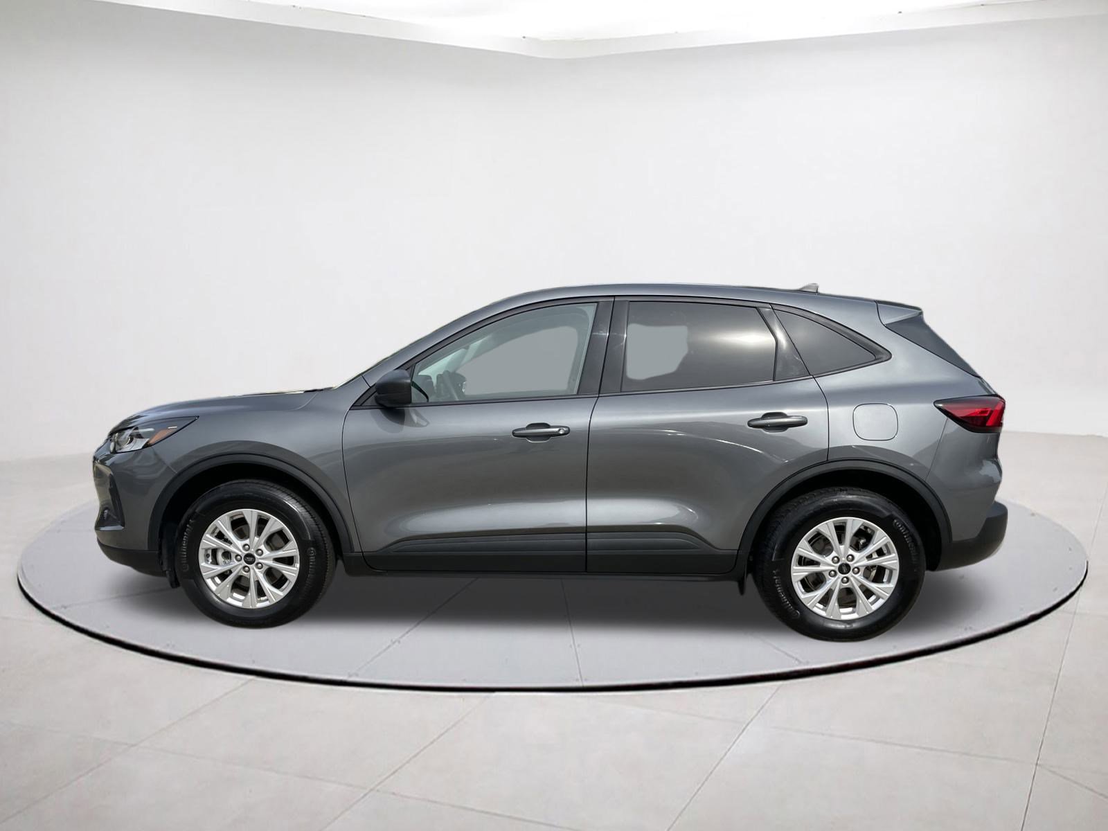 Used 2025 Ford Escape Active image 4