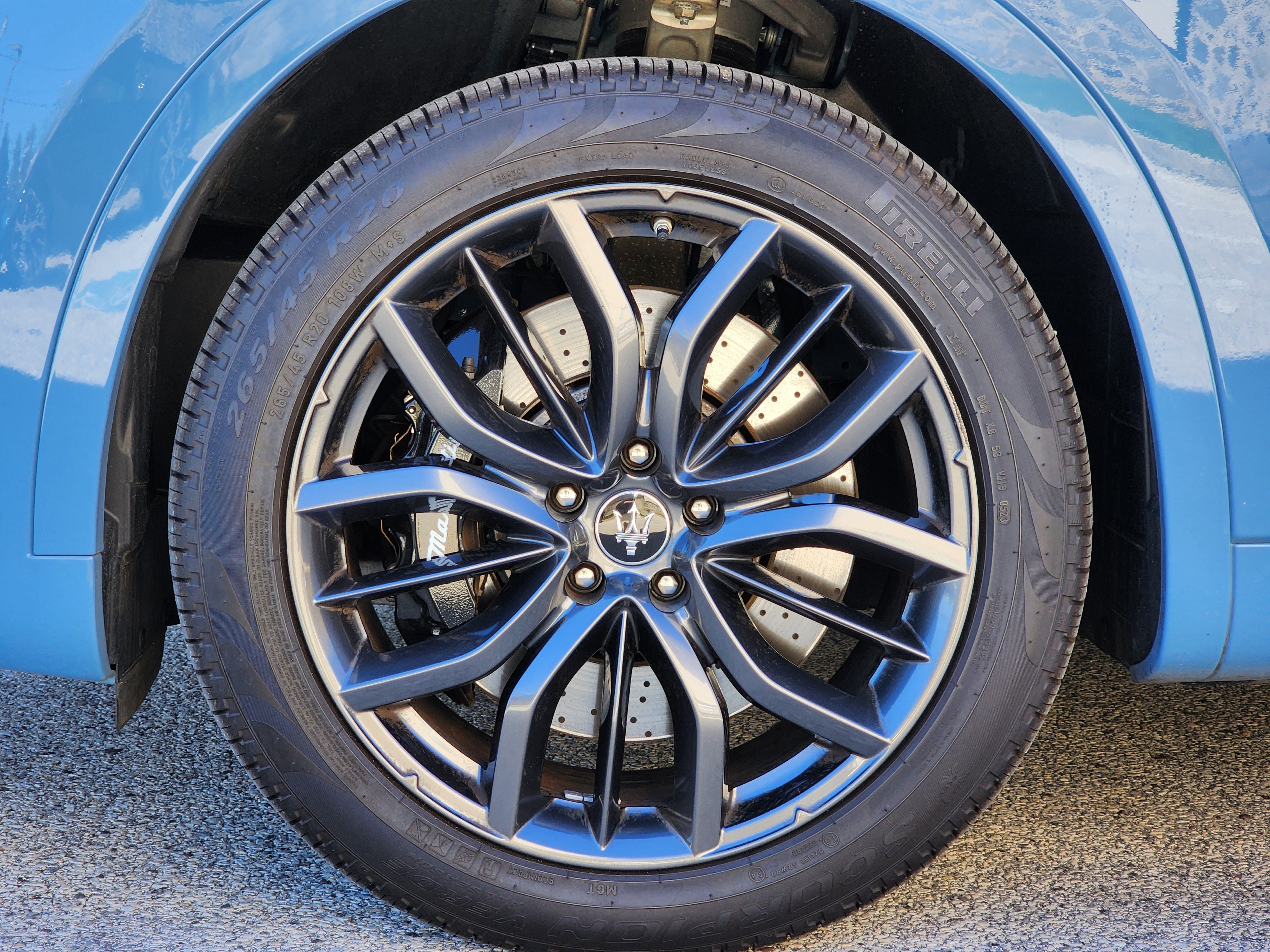 Used 2022 Maserati Levante Modena AWD/4WD image 10