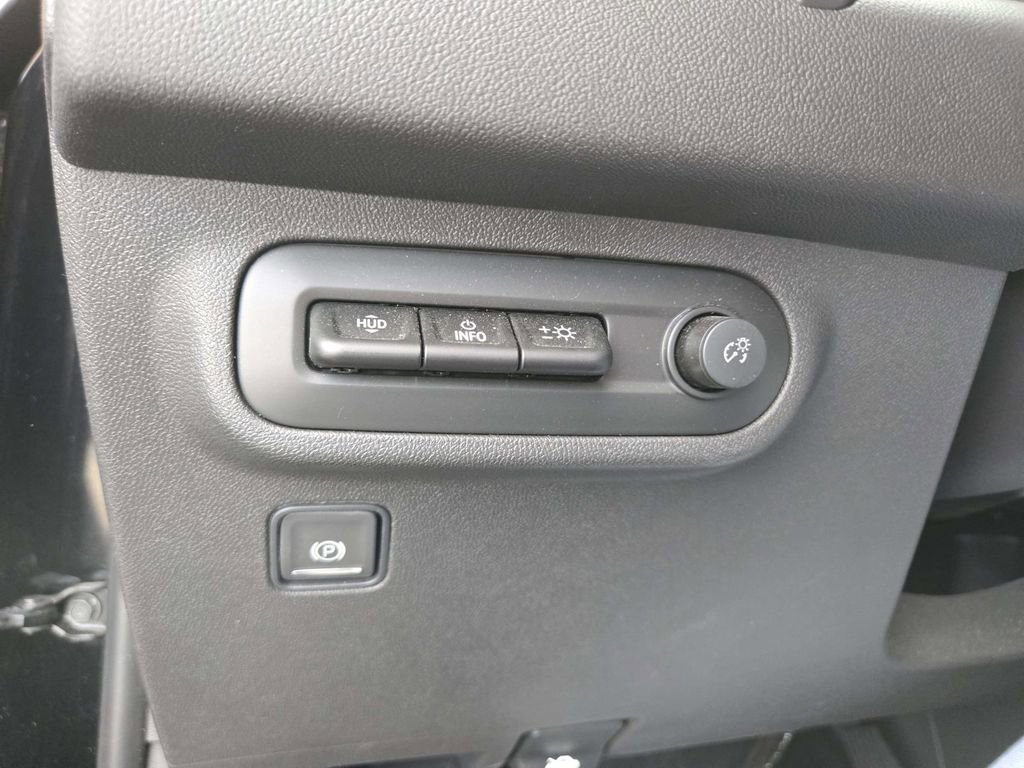 Used 2024 GMC Terrain Denali w/ Denali Premium Package image 40