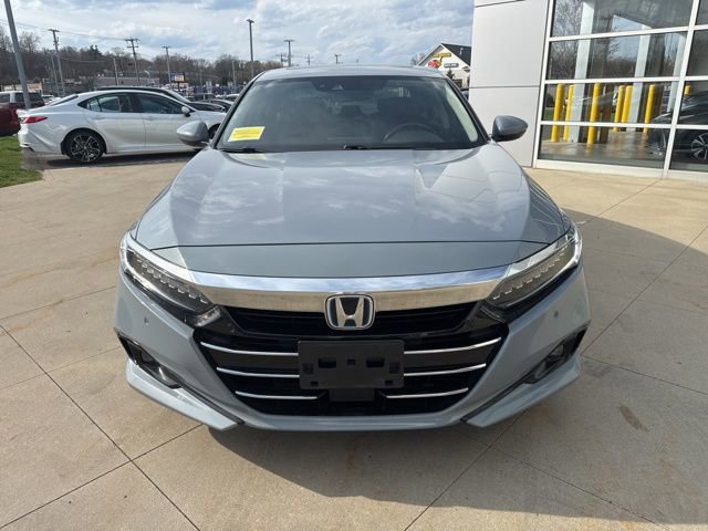 Used 2022 Honda Accord Touring image 2