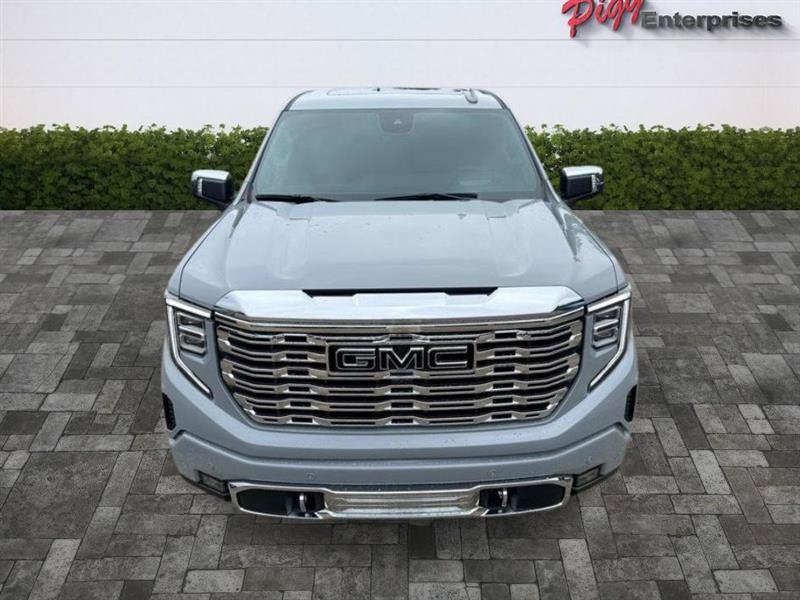Used 2025 GMC Sierra 1500 Denali w/ Technology Package AWD/4WD image 6
