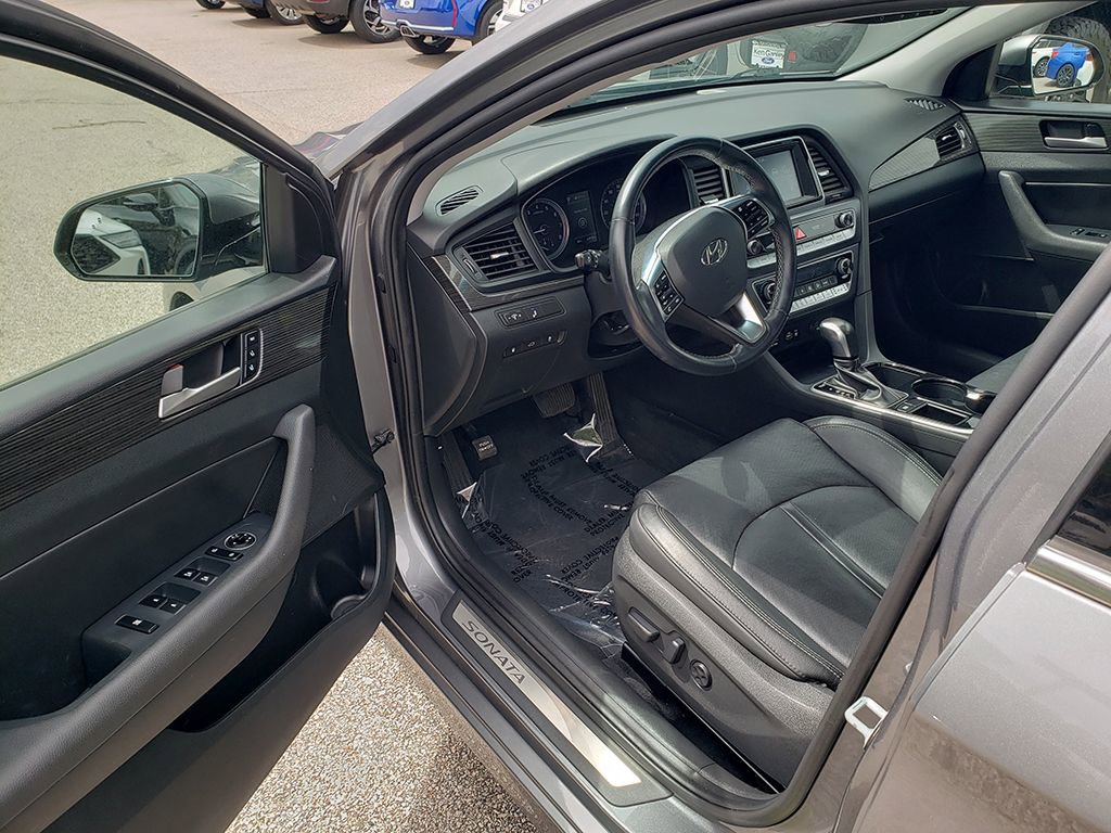 Used 2018 Hyundai Sonata Limited FWD image 9