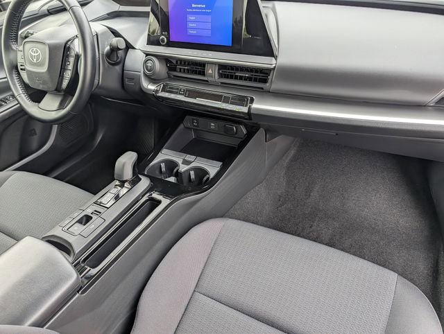 Used 2023 Toyota Prius LE image 31