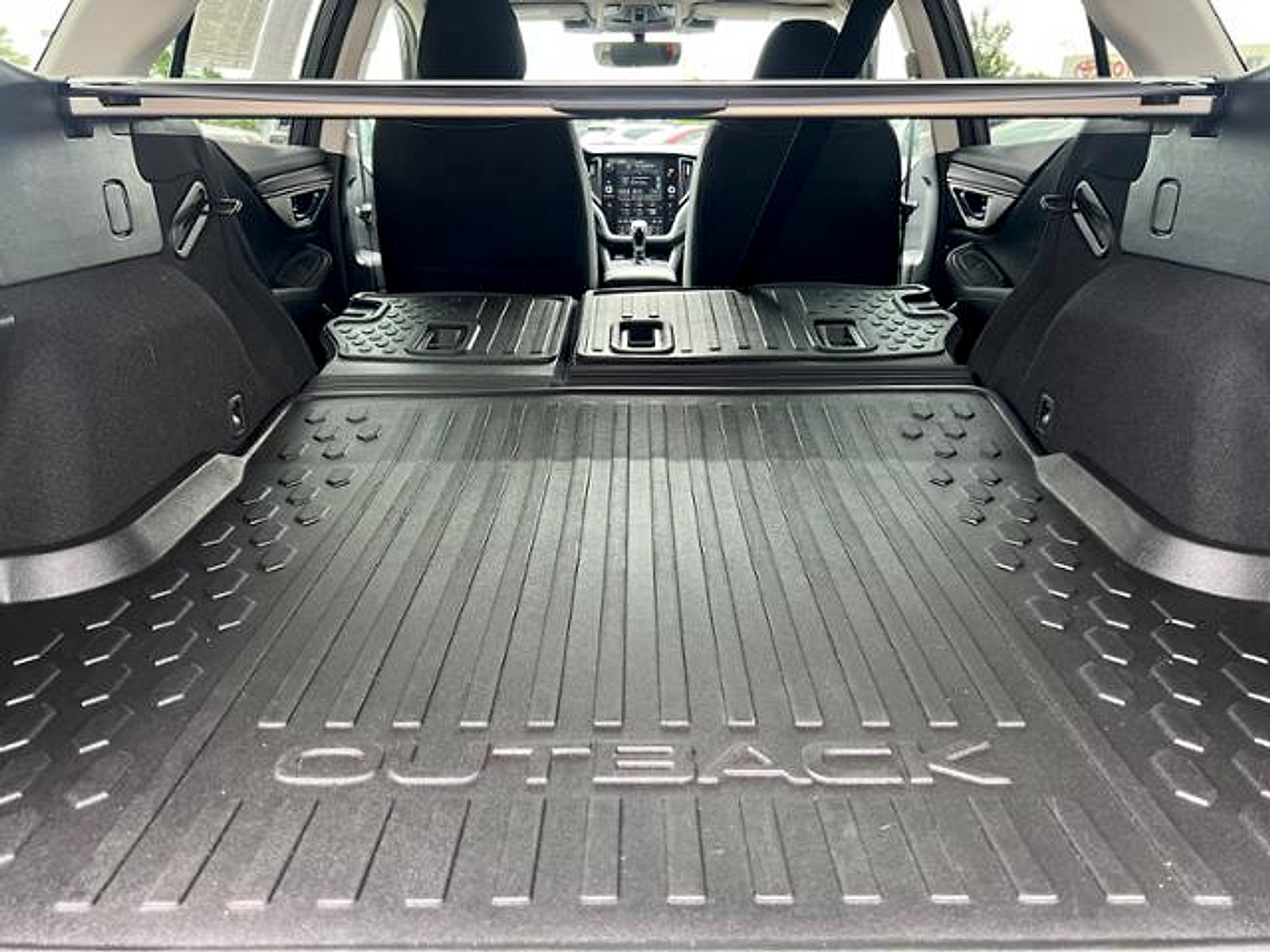 Certified 2025 Subaru Outback Premium AWD/4WD image 12