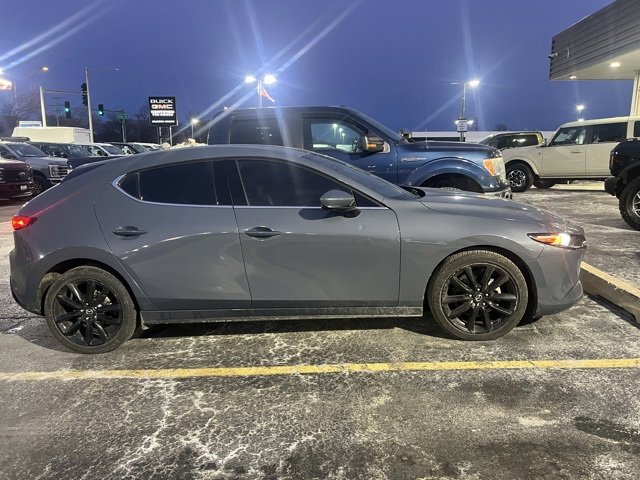 Used 2019 MAZDA MAZDA3 Hatchback w/ Premium Package image 3