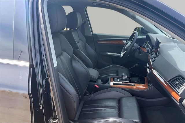 Used 2023 Audi Q5 2.0T Premium Plus w/ Premium Plus Package AWD/4WD image 7