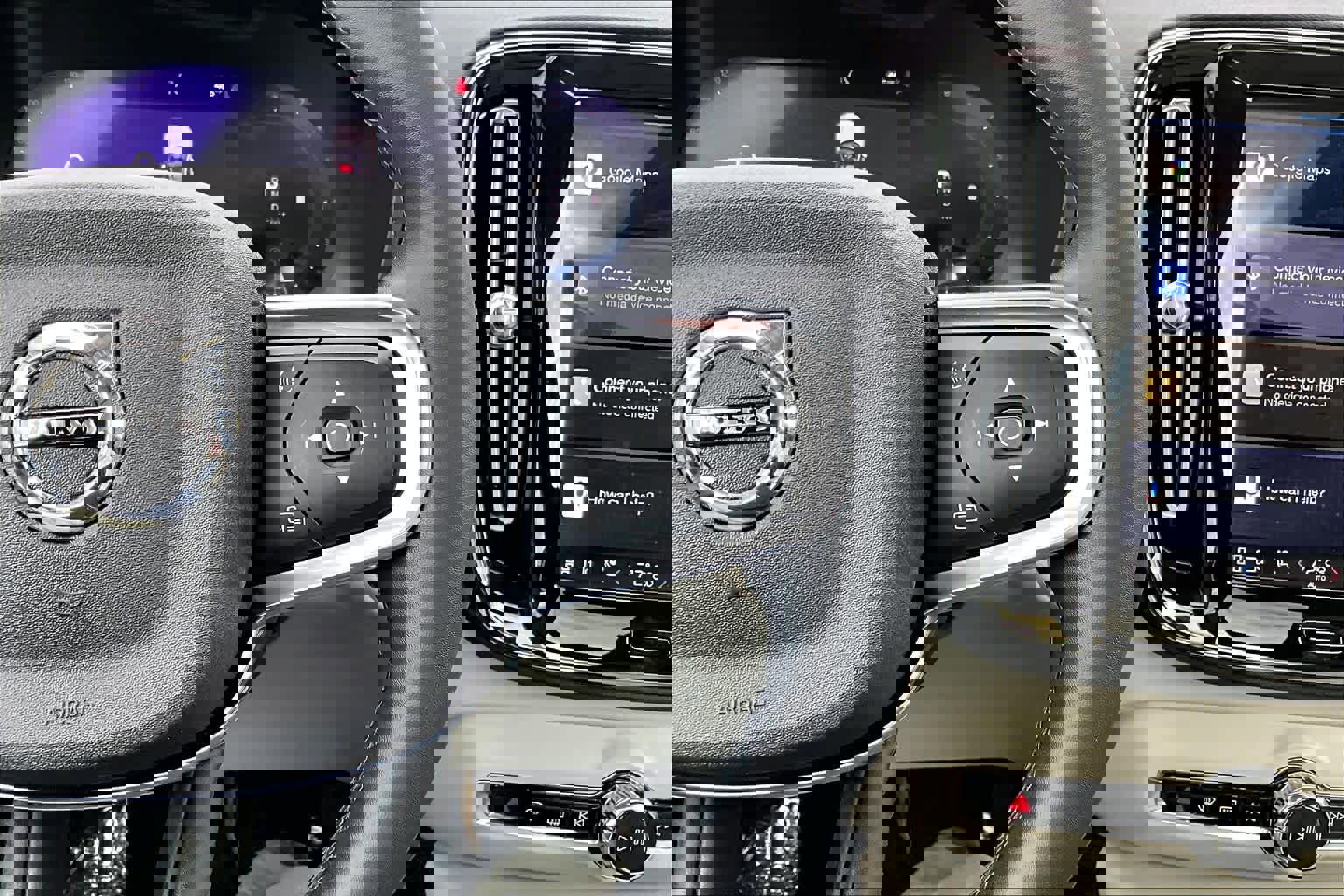 Certified 2023 Volvo XC40 B5 Plus w/ Climate Package image 24