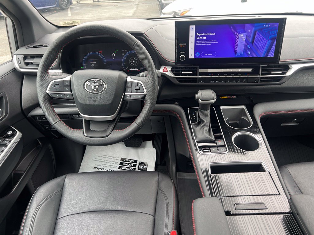 Certified 2025 Toyota Sienna XSE AWD/4WD image 35