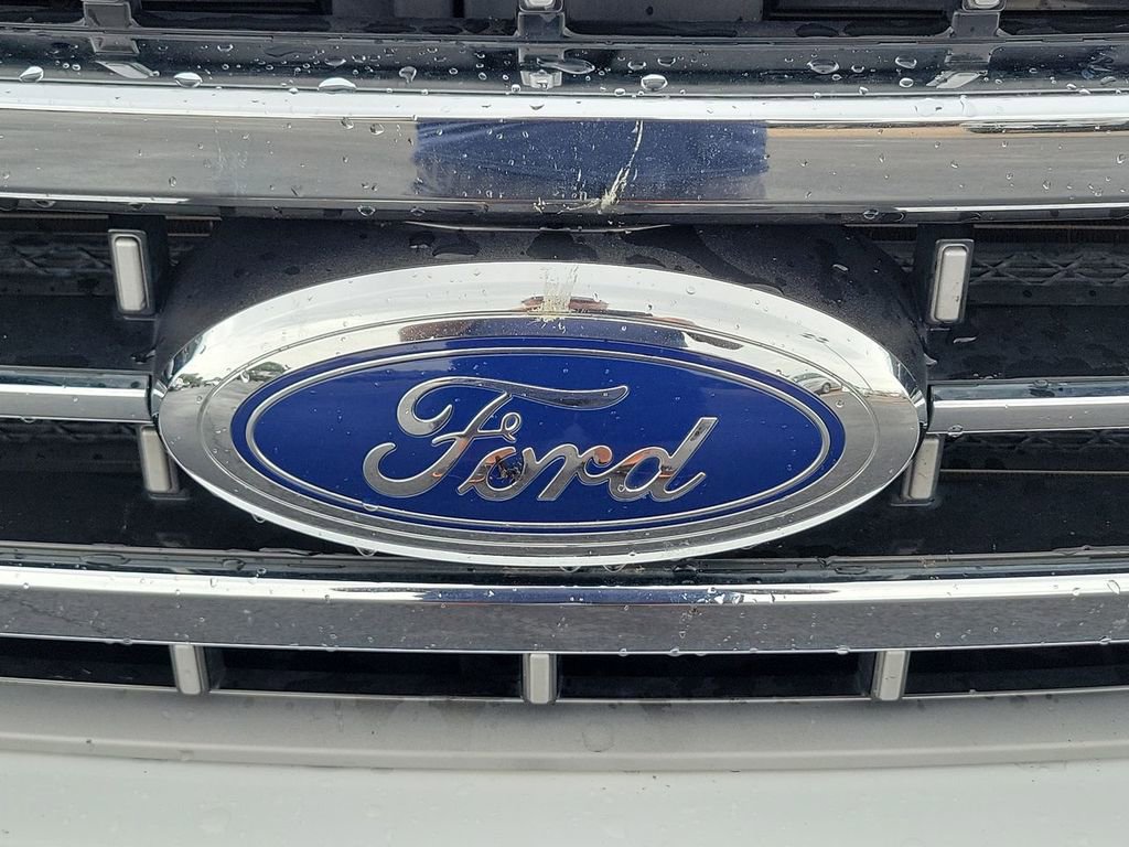 Used 2023 Ford F150 Lariat w/ FX4 Off-Road Package AWD/4WD image 11