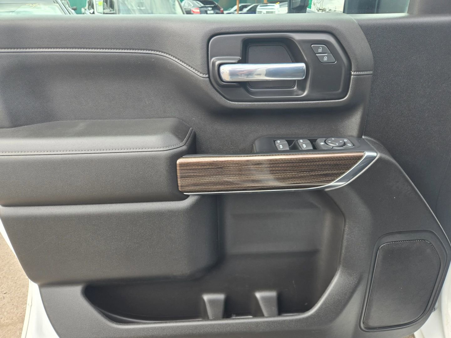 Used 2023 Chevrolet Silverado 3500 LT image 9