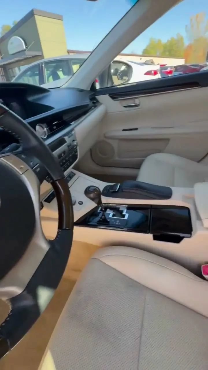 Used 2014 Lexus ES 350 w/ Luxury Package FWD image 69