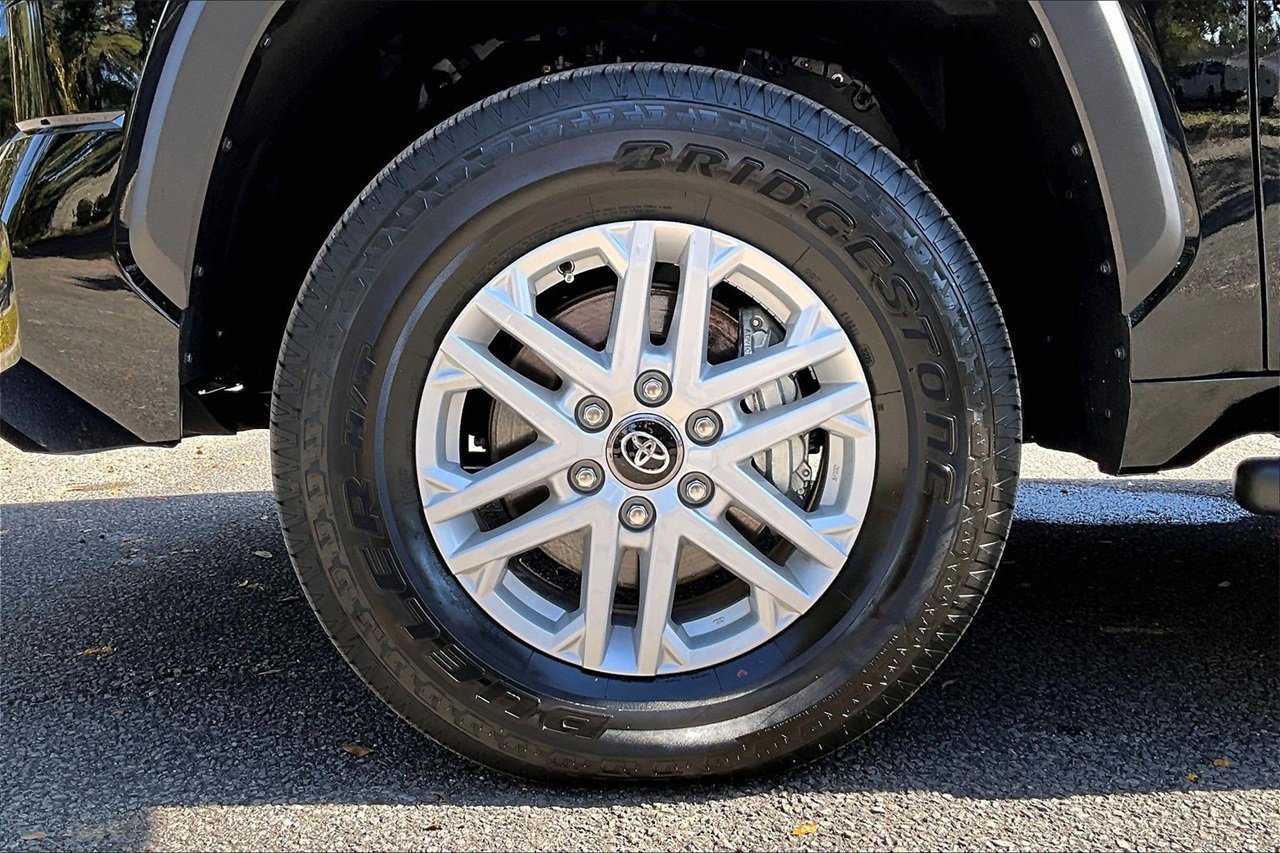 Used 2026 Toyota Tundra SR5 image 30