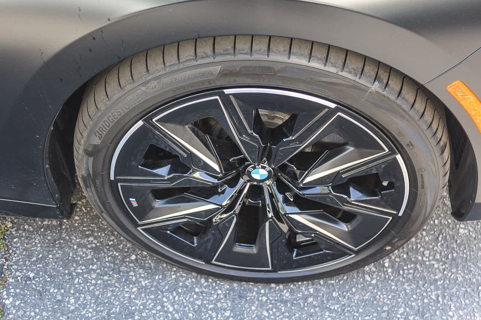New 2026 BMW 760i xDrive w/ Executive Package image 9