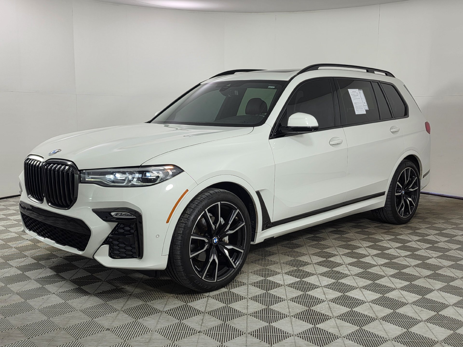 Used 2021 BMW X7 xDrive40i w/ M Sport Package AWD/4WD image 38