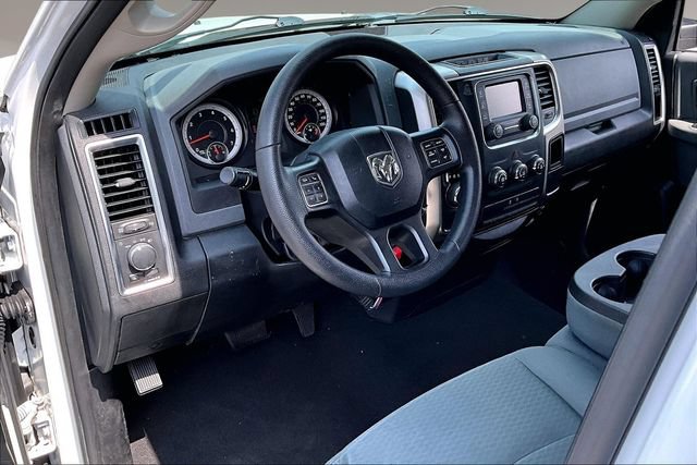 Used 2015 RAM 1500 Classic SLT RWD image 15
