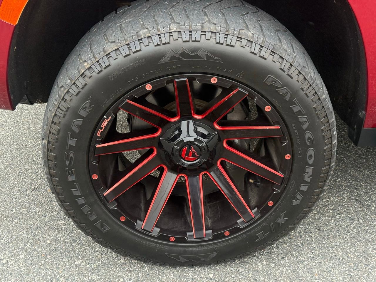 Used 2021 Chevrolet Tahoe Z71 w/ Z71 Signature Package image 11