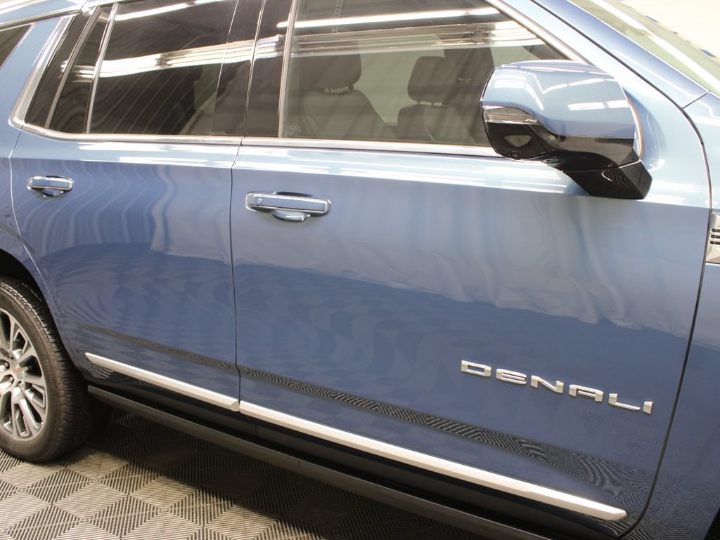 Used 2026 GMC Yukon Denali w/ Sun & Power Step Package AWD/4WD image 42
