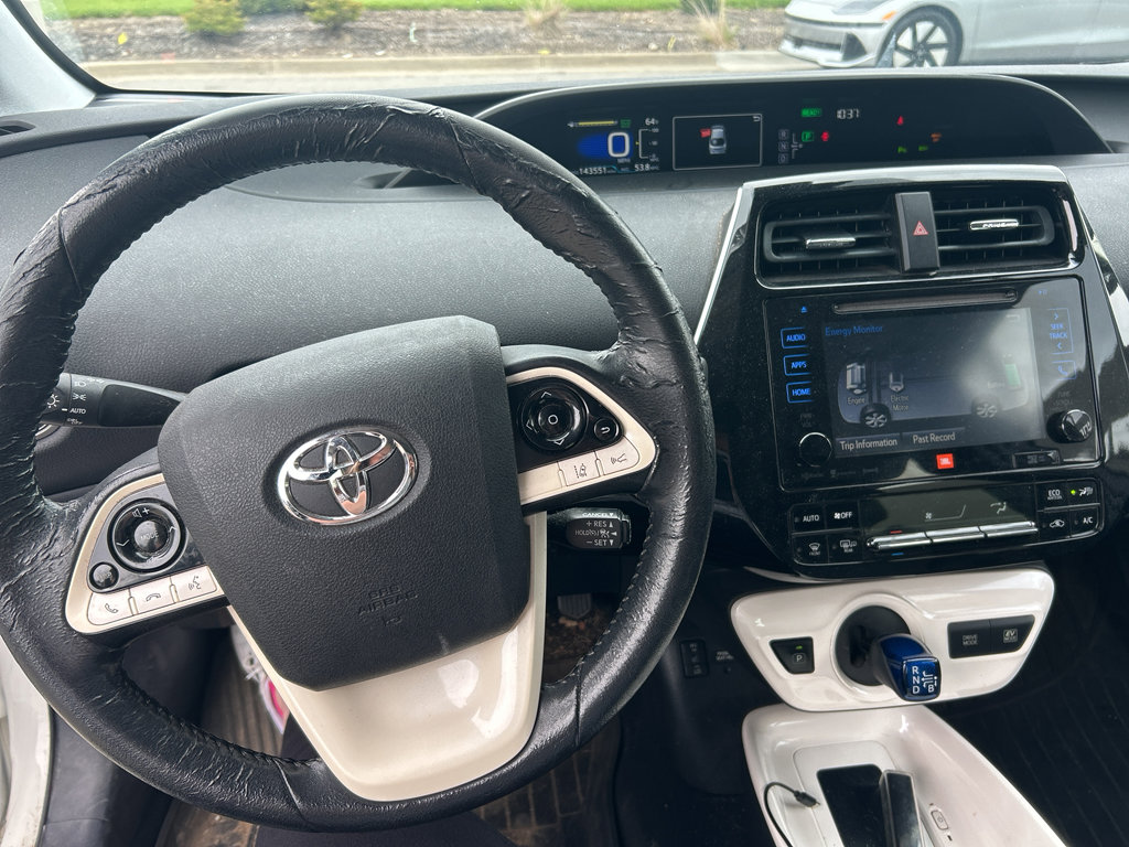 Used 2016 Toyota Prius Four w/ Advanced Technology Package FWD image 7