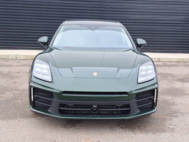 New 2026 Porsche Panamera 4 image 10