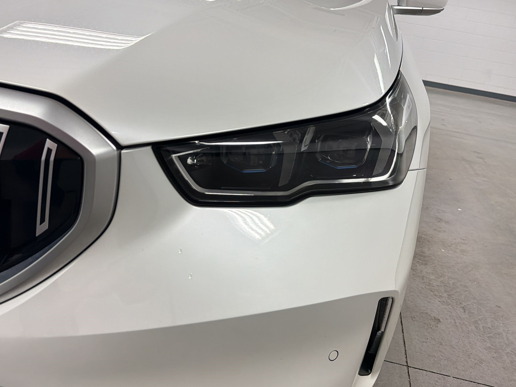 Certified 2025 BMW 540i xDrive AWD/4WD image 10