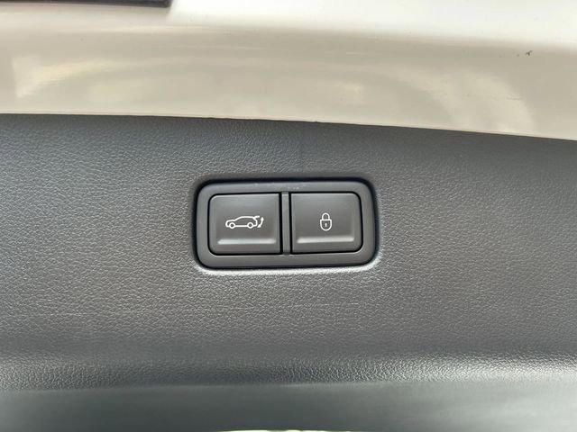 Used 2026 Genesis GV70 3.5T Sport Advanced AWD/4WD image 17