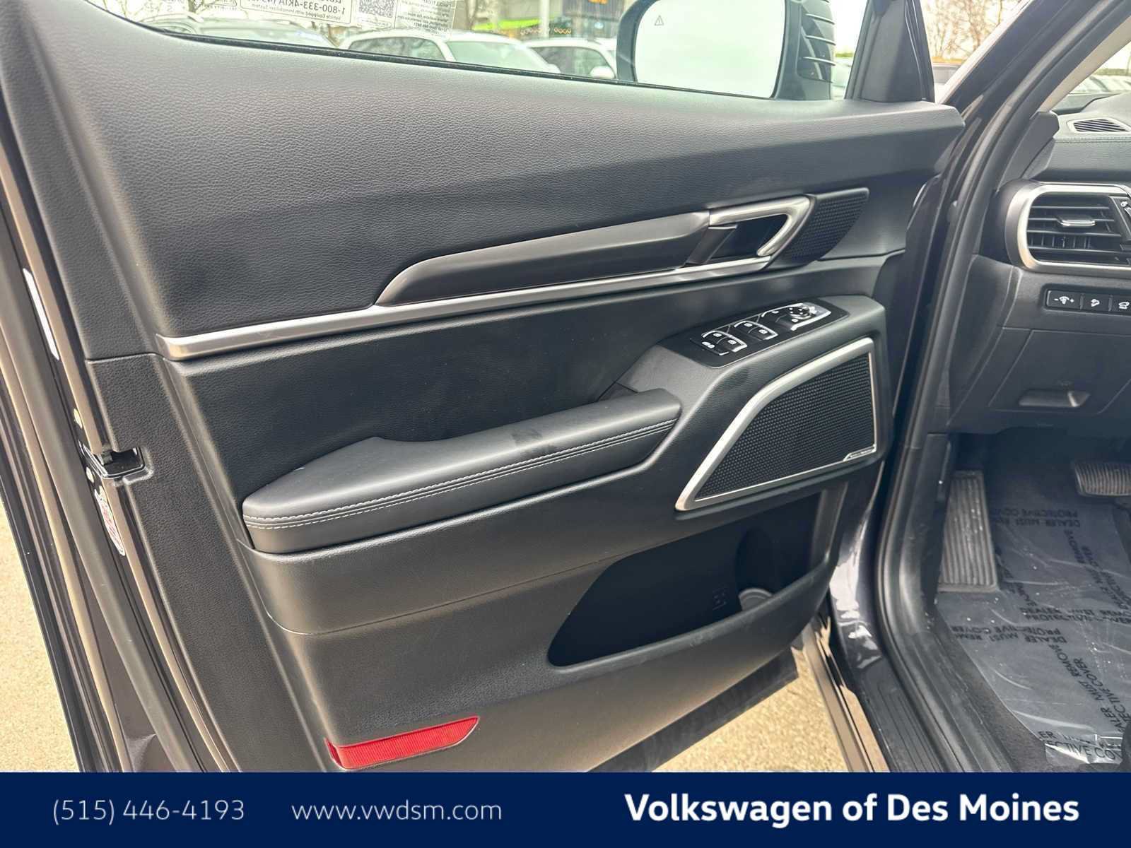 Used 2025 Kia Telluride S AWD/4WD image 22