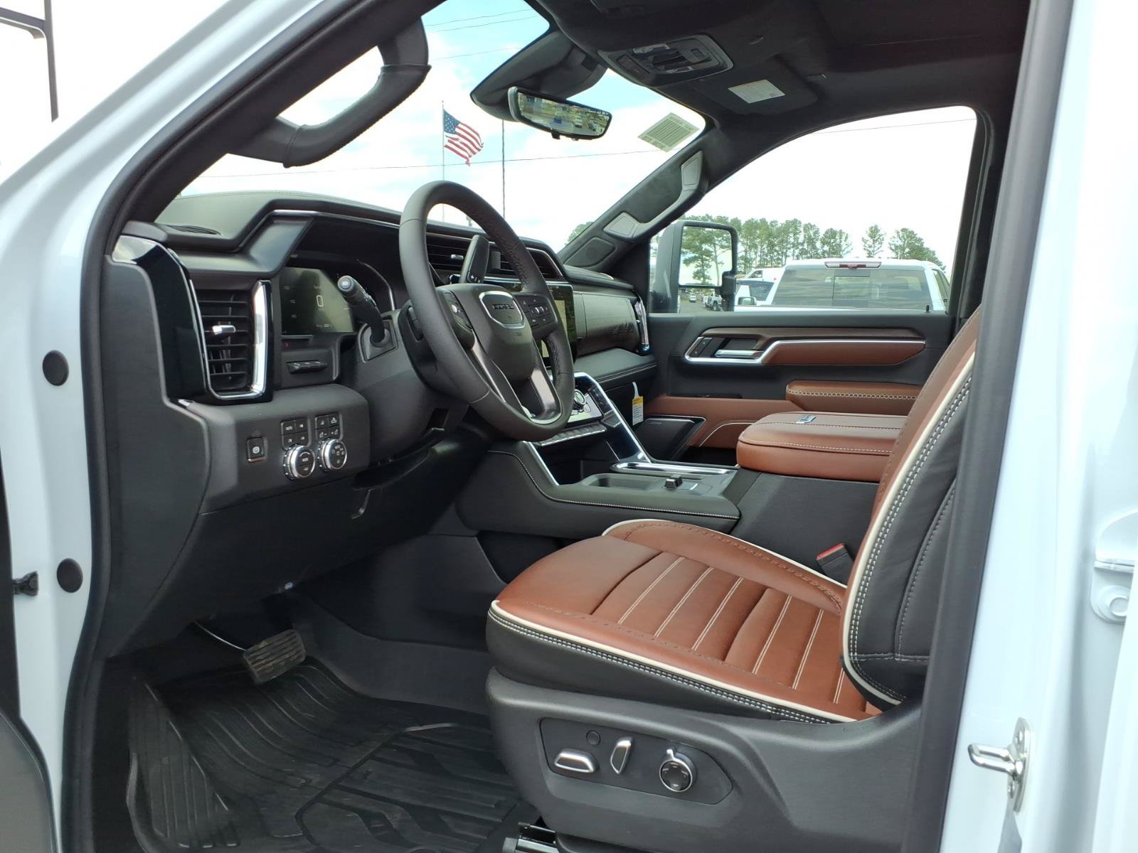 New 2026 GMC Sierra 2500 Denali Ultimate AWD/4WD image 21