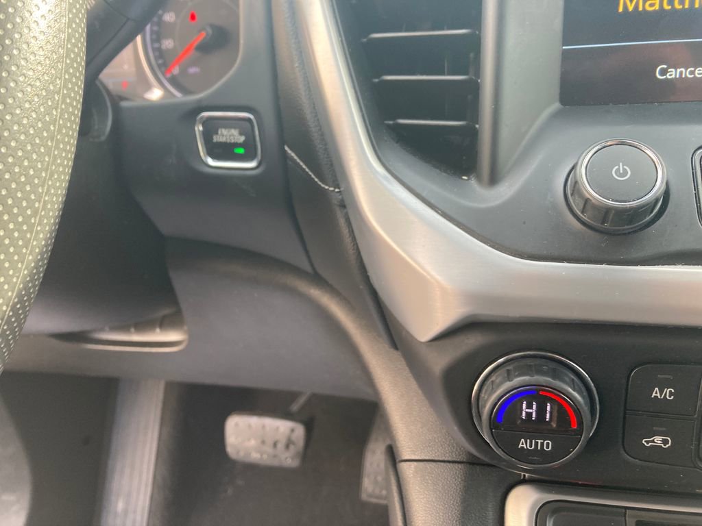 Used 2021 GMC Acadia SLE w/ Driver Convenience Package image 21