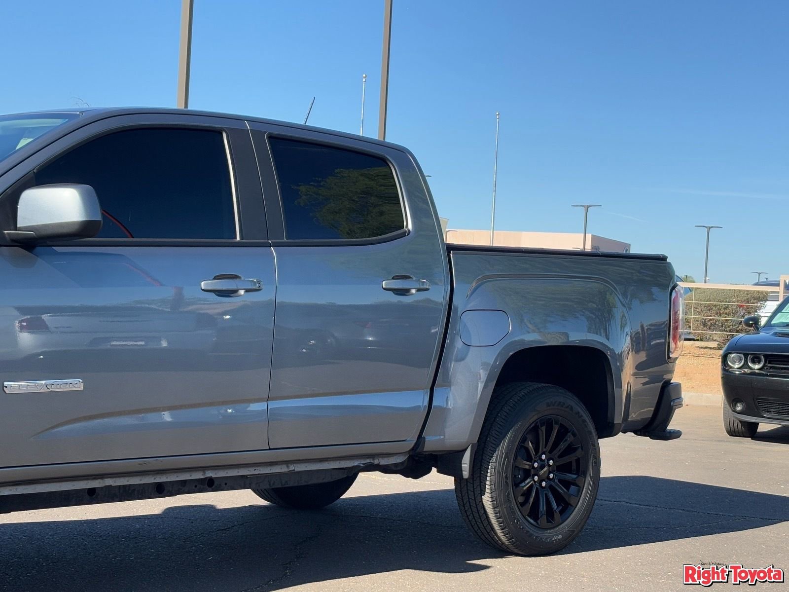 Used 2022 GMC Canyon Elevation w/ Elevation Premium Package image 8